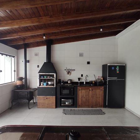 Вилла Casas Do Manezinho Com Piscina Гуарда-ду-Эмбау Экстерьер фото